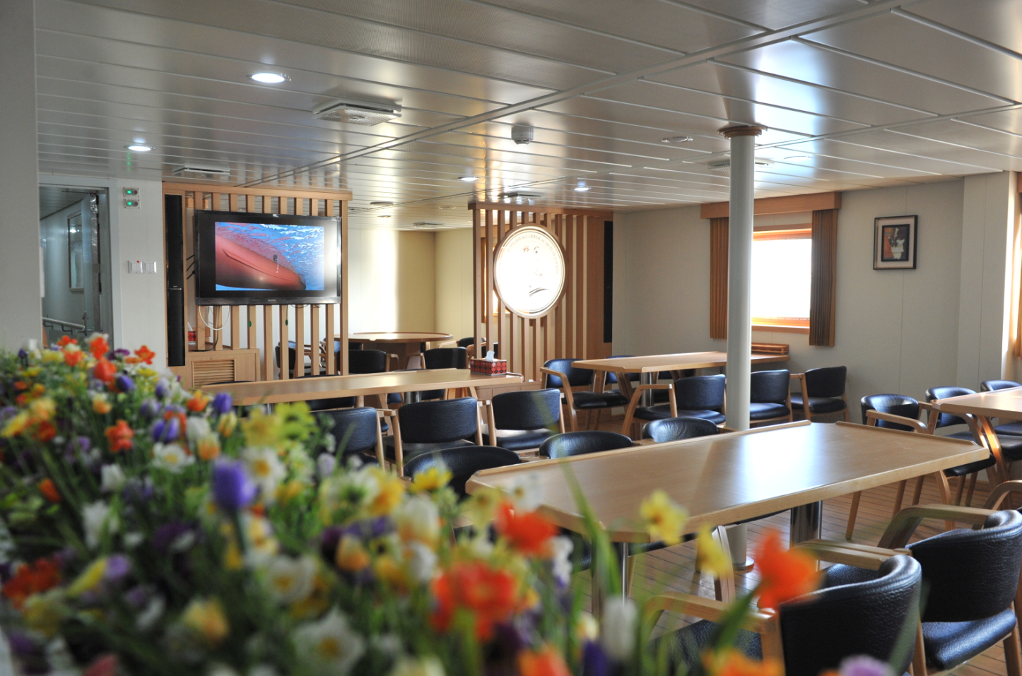 科學(xué)號 餐廳.png